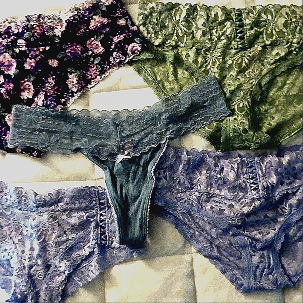 Victoria's Secret Panty Bundle***SOLD***